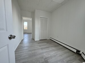 708 Broadway, Unit 1 in Bayonne, NJ - Building Photo - Building Photo