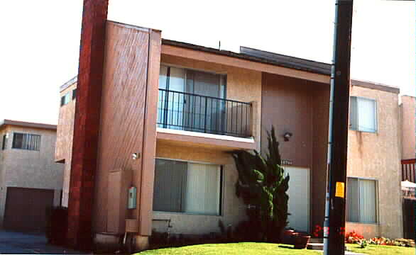 16766 Sims St in Huntington Beach, CA - Building Photo - Building Photo