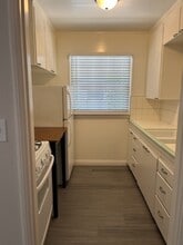 4435 E Ocean Blvd in Long Beach, CA - Building Photo - Building Photo