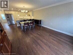 21 Gates Ln in Hamilton, ON - Building Photo - Building Photo