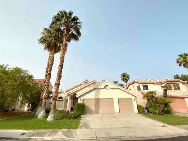 property at 1716 Navarre Ln