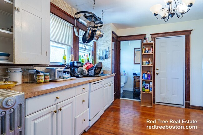 8 Niles St, Unit 8 in Boston, MA - Building Photo - Building Photo