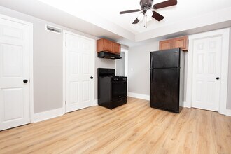 6 Crescent St in Ansonia, CT - Building Photo - Building Photo