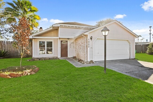 property at 1902 Red Sky Ct