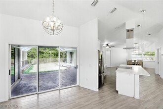 830 Columbia St in Port Charlotte, FL - Building Photo - Building Photo