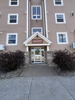 320 St. George St in Moncton, NB - Building Photo