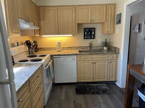 8800 Bardmoor Blvd in Seminole, FL - Building Photo - Building Photo