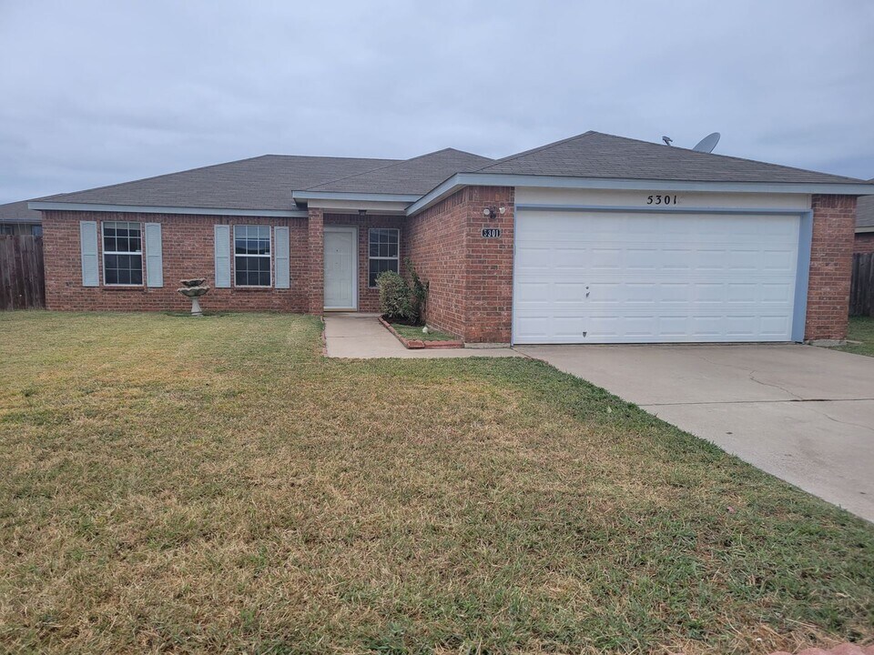 5301 Lauren Lea Dr in Killeen, TX - Foto de edificio