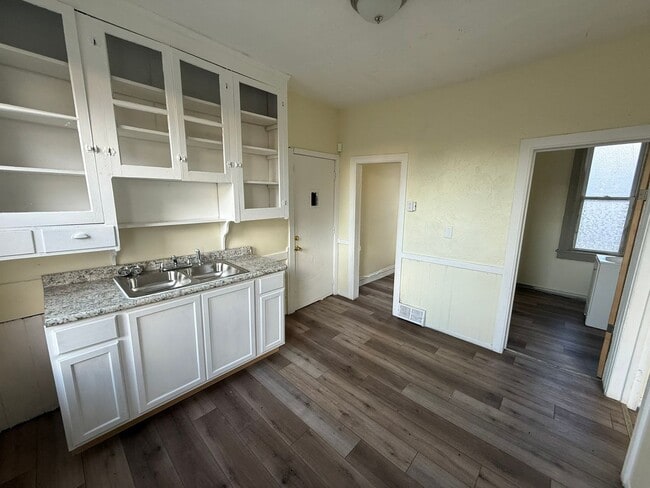 3404 Walton Ave in Cleveland, OH - Building Photo - Building Photo