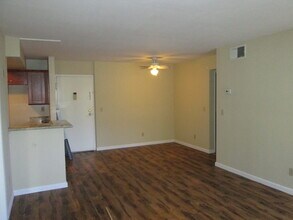 6111 Rancho Mission Rd in San Diego, CA - Building Photo - Building Photo