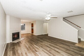 6803 Hedgewick Dr in Houston, TX - Building Photo - Building Photo