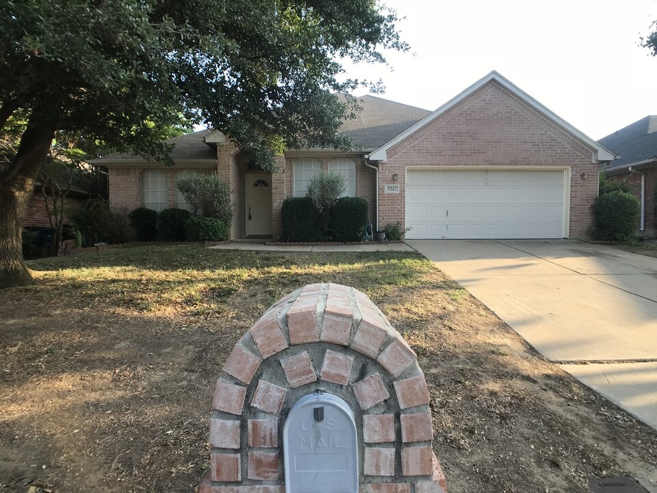 3517 Sutter Ct in Fort Worth, TX - Building Photo