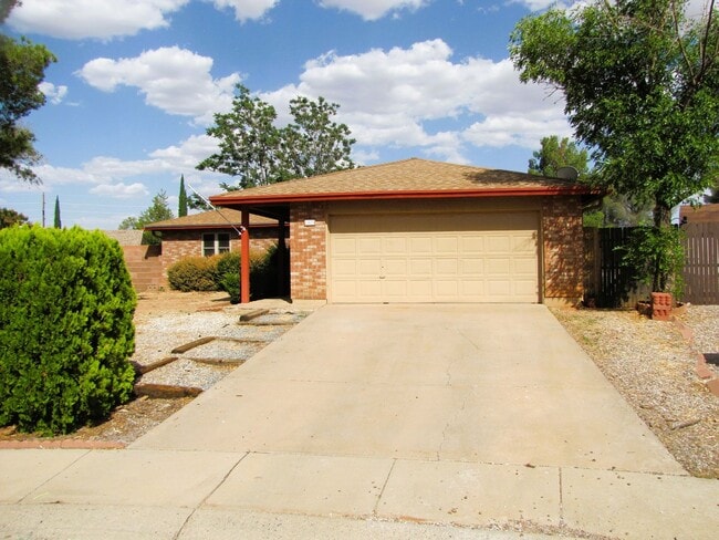 property at 1425 Plaza Seca