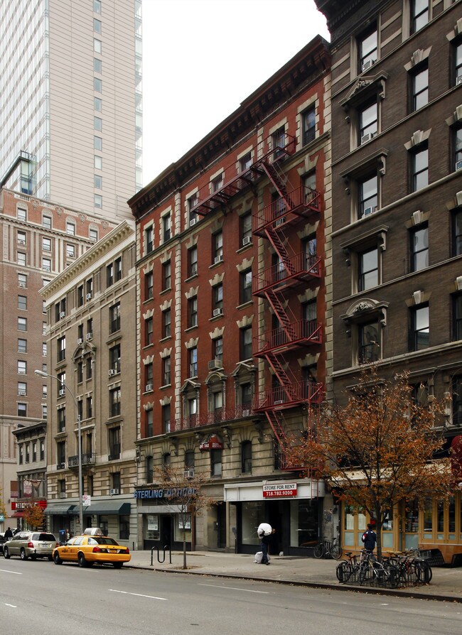 2647-2649 Broadway in New York, NY - Building Photo - Building Photo