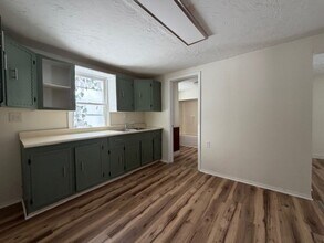 321 Gilbert Ave in Fairborn, OH - Building Photo - Building Photo