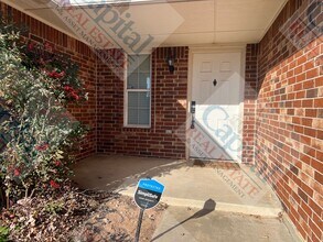 9343 Apple Dr in Midwest City, OK - Building Photo - Building Photo