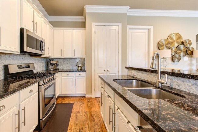 1110 Sherwood Trail in Houston, TX - Building Photo - Building Photo