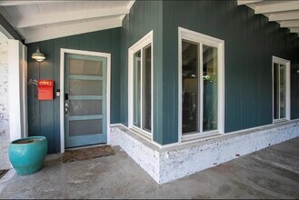 6442 Lontos Dr in Dallas, TX - Building Photo - Building Photo