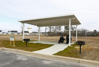 Wedgefield Apartments in Raeford, NC - Foto de edificio - Building Photo