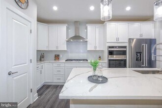 104 St Ives Pl in Oxon Hill, MD - Building Photo - Building Photo