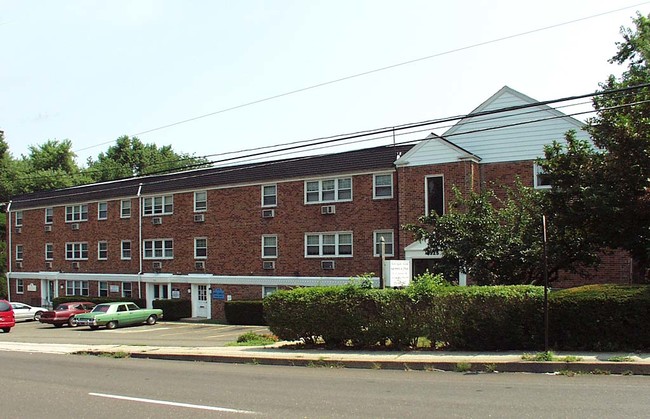 Huntingdon Manor in Huntingdon Valley, PA - Building Photo - Other