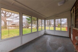 4964 Orchard Rd in Mentor, OH - Building Photo - Building Photo