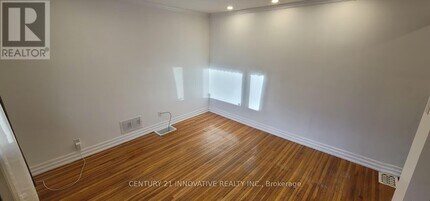 249 Highland Ave in Oshawa, ON - Building Photo - Building Photo