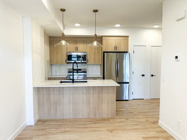 20983 Seton Way SE in Calgary, AB - Building Photo - Building Photo