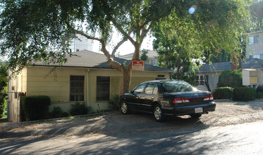 3936 Kentucky Dr in Los Angeles, CA - Building Photo - Building Photo