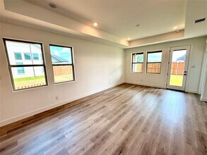 806 Sunflower Trl in Sherman, TX - Building Photo - Building Photo