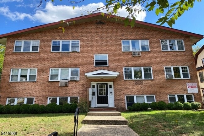 property at 35 S Willow St