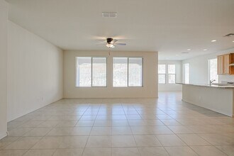 7148 W Oberlin Wy in Peoria, AZ - Building Photo - Building Photo