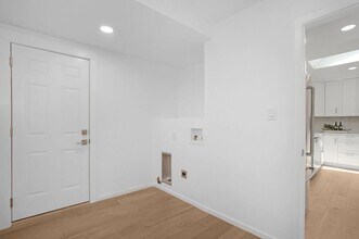 6 Donna Maria Way in Orinda, CA - Building Photo - Building Photo