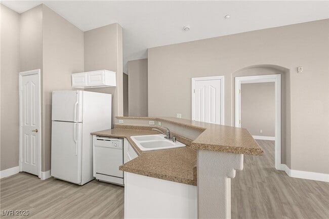 2088 Overton Beach St in Las Vegas, NV - Building Photo - Building Photo