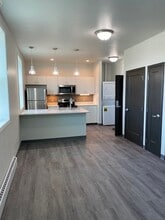 Irish Hospital Apartments in Forest City, IA - Foto de edificio - Building Photo
