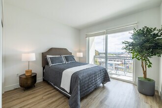 Lumia Apartments in Azusa, CA - Foto de edificio - Interior Photo