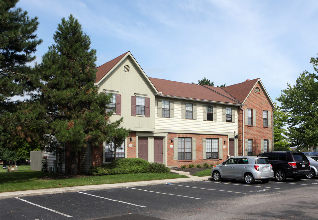 Brandy Oaks Condominiums in Columbus, OH - Building Photo