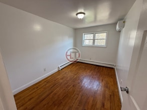 622 Logan Ave in Bronx, NY - Building Photo - Building Photo
