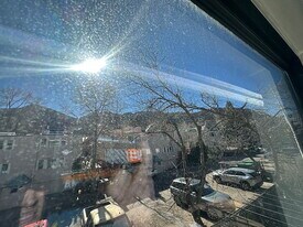 725 E Main St in Aspen, CO - Building Photo