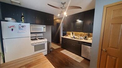 1520 S 73rd St in West Allis, WI - Foto de edificio - Building Photo