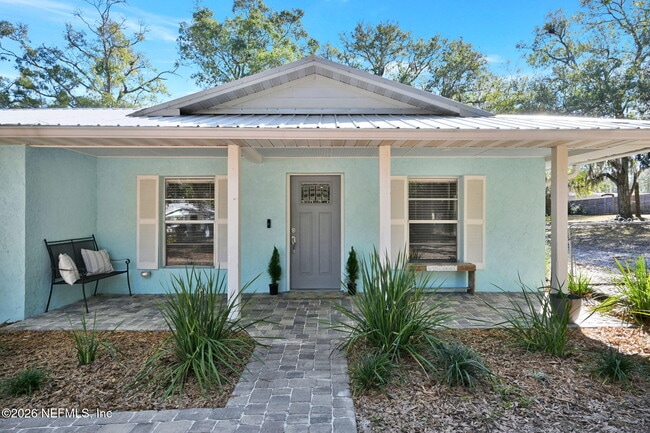 property at 133 Cll Menendez