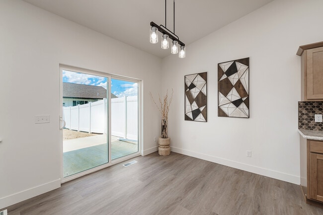 property at 5915 Little River Loop
