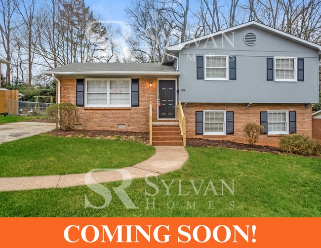 property at 3924 Dunwoody Dr