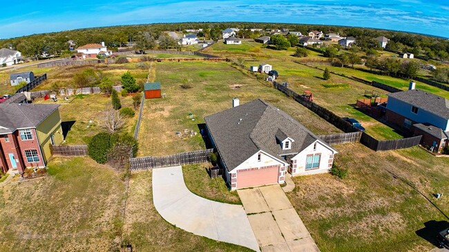 118 Parkland Dr in Cedar Creek, TX - Building Photo - Building Photo