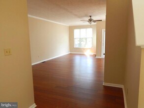 862 N Waterford Ln in Wilmington, DE - Building Photo - Building Photo