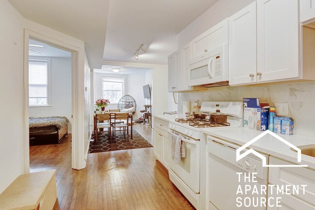 2720 W Logan Blvd, Unit GDN