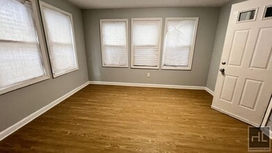 NORTH BURGHER AVENUE, Unit 1 in Staten Island, NY - Building Photo - Building Photo