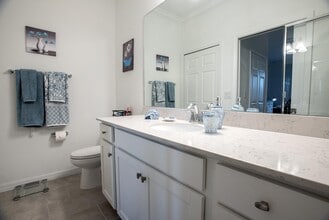 18028 Gawthrop Dr, Unit Golfer's Den in Bradenton, FL - Building Photo - Building Photo