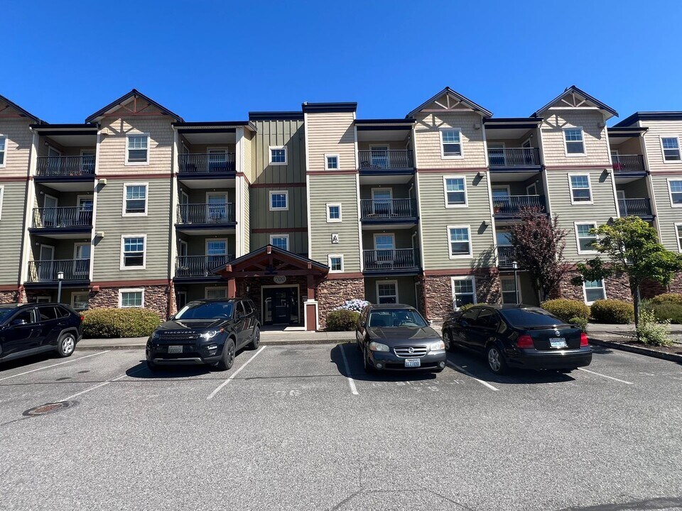 700 32nd St in Bellingham, WA - Foto de edificio