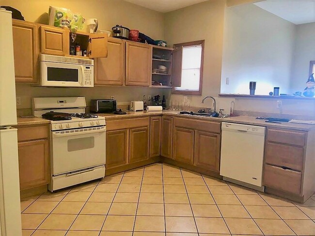 property at 128-128 Kearsarge St